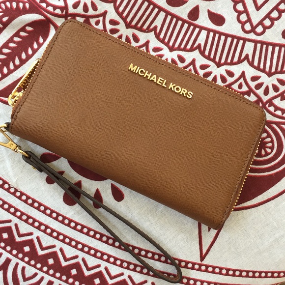 Michael Kors Handbags - MK Travel Wrislet